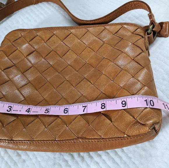 Vilenca Holland Small Brown Woven Leather Crossbody Bag Purse Daily Travel - Picture 3 of 16